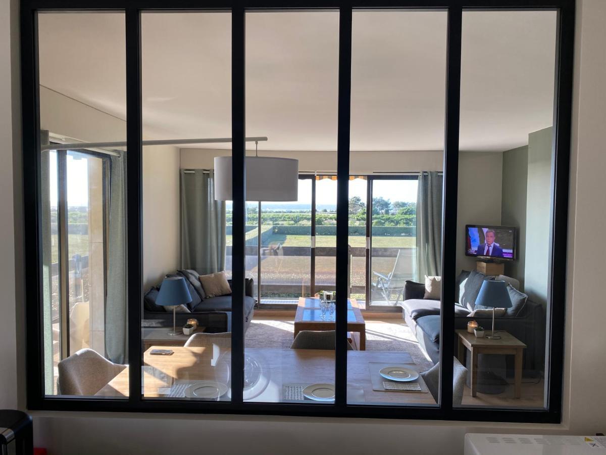 Апартаменты Magnifique Appart Standing Face Mer Centre A Pied Довиль Экстерьер фото